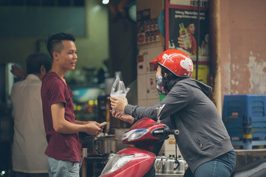 [-]Sài[-]Gòn[-]qua[-]ly[-]cà[-]phê[-]sữa[-]đá